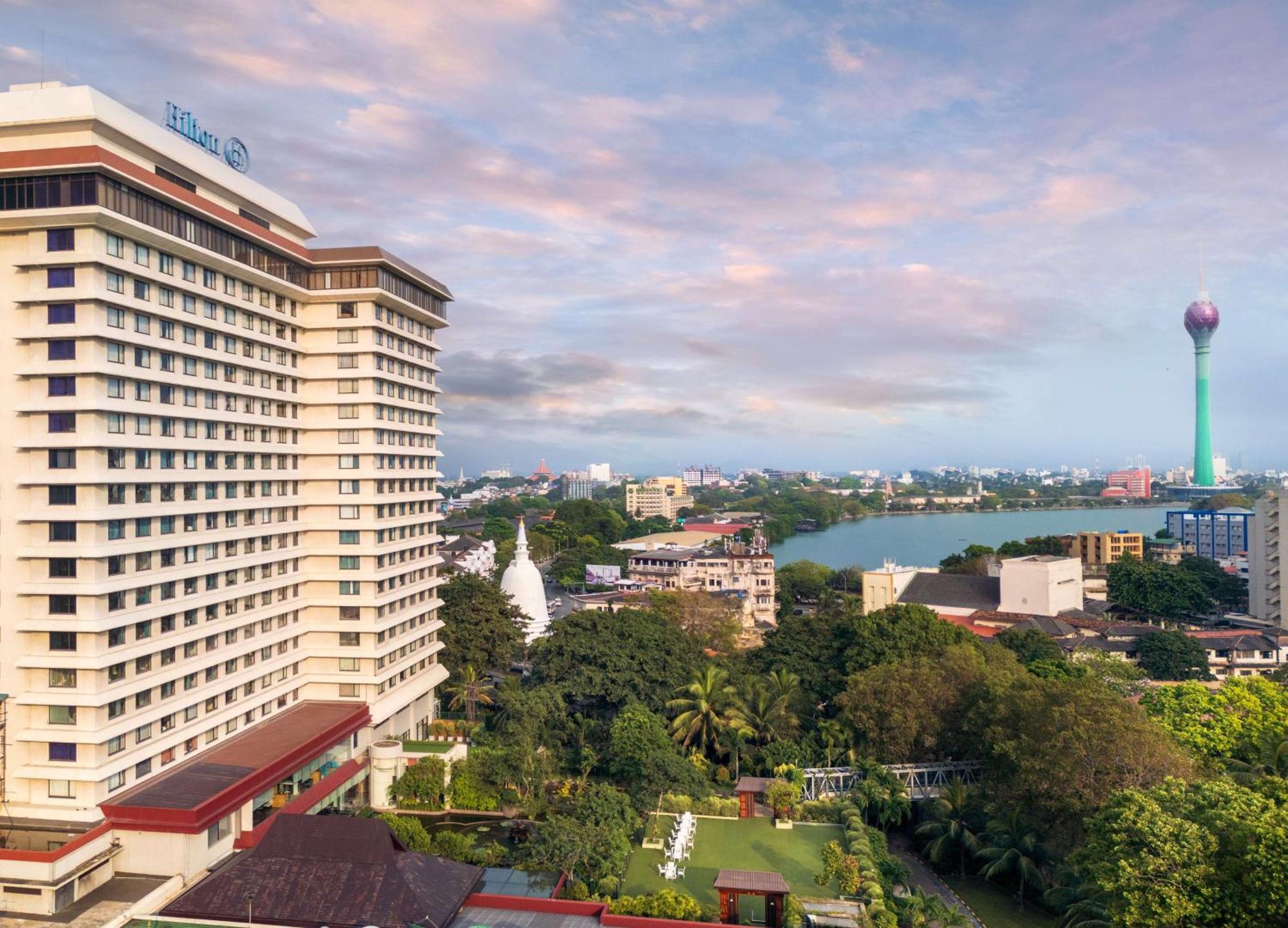 Hilton Colombo Hotel Bagian luar foto